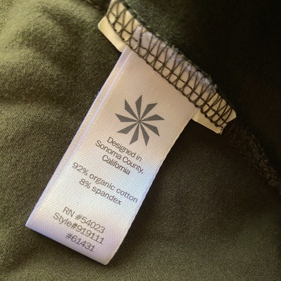 SOLD ATHLETA 2 in 1 skirt SMALL TALL Green - Picture 7 of 7